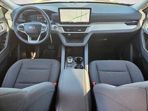 New 2026 Ford Explorer Active RWD image 15