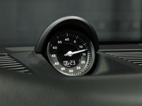 Certified 2024 Porsche 911 Carrera S RWD image 29