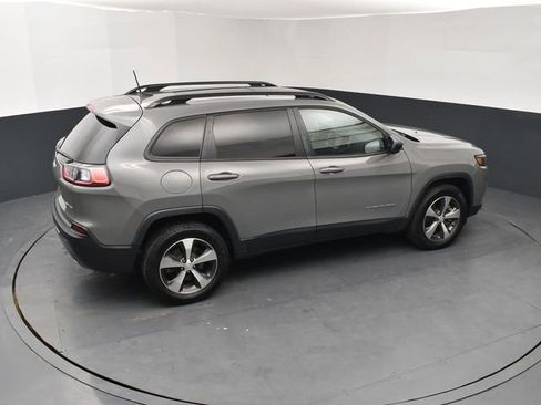 Used 2022 Jeep Cherokee Limited AWD/4WD image 18