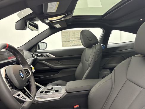New 2026 BMW 440i xDrive Coupe w/ Premium Package image 24
