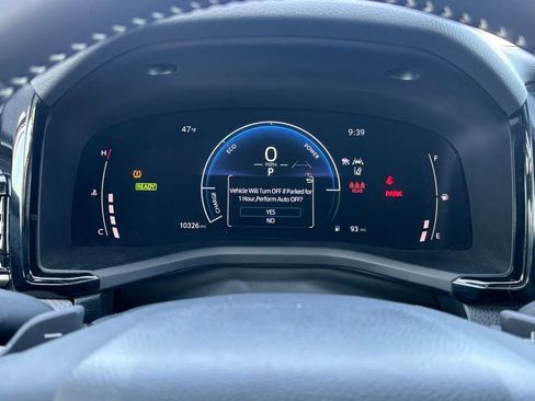 Certified 2025 Toyota Camry SE image 24