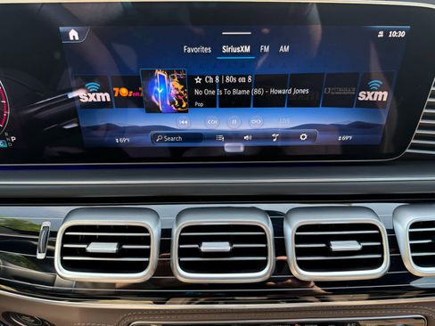 New 2025 Mercedes-Benz GLS 580 4MATIC image 15