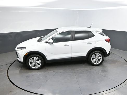 Used 2025 Buick Encore GX Preferred image 25