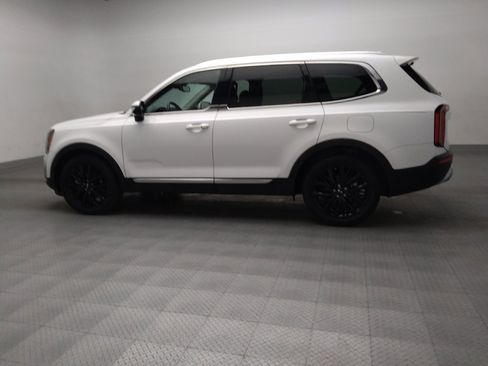 Used 2021 Kia Telluride EX w/ EX Premium Package FWD image 3