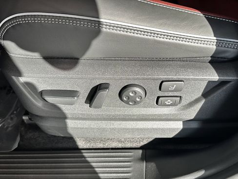 New 2026 INFINITI QX80 Autograph image 15