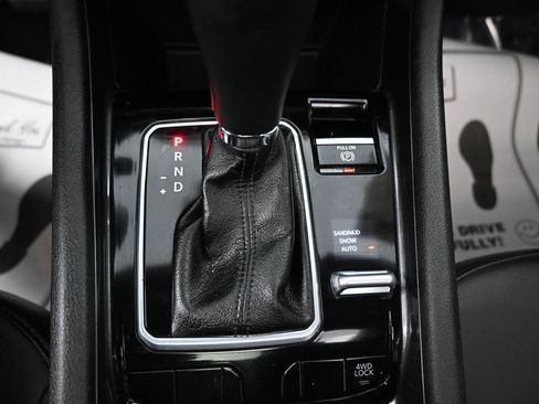 Used 2022 Jeep Compass Latitude w/ Sun and Sound Group image 16