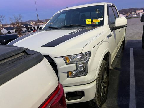 Used 2015 Ford F150 Lariat image 1