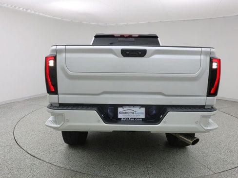 Used 2024 GMC Sierra 2500 Denali w/ Denali Reserve Package AWD/4WD image 4