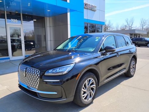 Used 2023 Lincoln Corsair AWD w/ Equipment Group 101A image 6