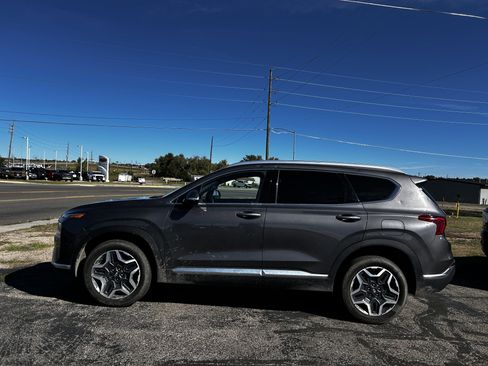 Used 2022 Hyundai Santa Fe SEL Premium w/ Cargo Package image 2