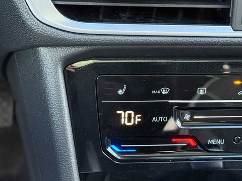 New 2026 Volkswagen Taos SE AWD/4WD image 17