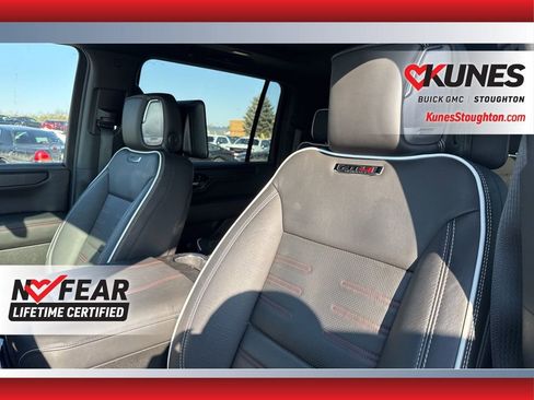 Used 2025 GMC Yukon XL AT4 Ultimate image 23