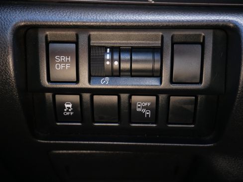 Used 2018 Subaru Crosstrek 2.0i Limited AWD/4WD image 26