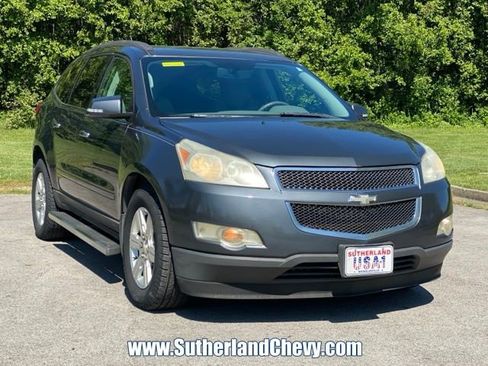 Used 2011 Chevrolet Traverse LT w/ Personal Connectivity Package FWD image 9