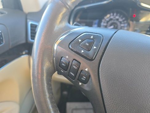 Used 2014 Lincoln MKT AWD w/ Equipment Group 201A image 19