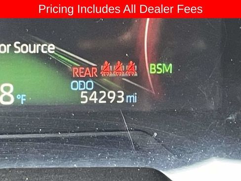 Used 2025 Toyota RAV4 XLE AWD/4WD image 24