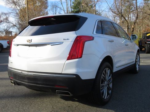 Used 2017 Cadillac XT5 Premium Luxury image 6