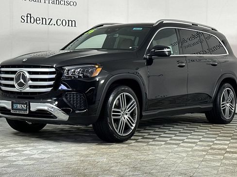 Certified 2026 Mercedes-Benz GLS 450 4MATIC image 10
