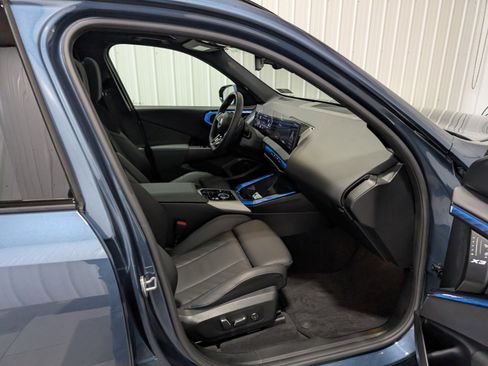 Used 2025 BMW X3 xDrive30i w/ M Sport Package image 26