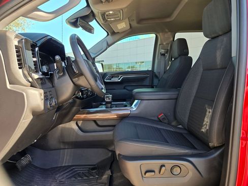 Used 2023 Chevrolet Silverado 1500 LT Trail Boss w/ Protection Package image 9