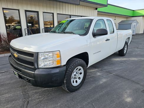 Used 2010 Chevrolet Silverado 1500 W/T w/ Skid Plate Package image 2