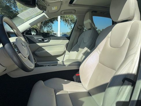 Used 2021 Volvo XC60 T5 Inscription w/ Protection Package Premier image 12