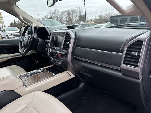 Used 2019 Ford Expedition Platinum image 35