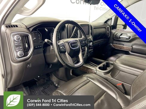 Used 2023 GMC Sierra 2500 Denali w/ Denali Ultimate Package image 3