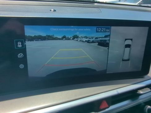 Used 2025 Kia Sorento SX Prestige image 7