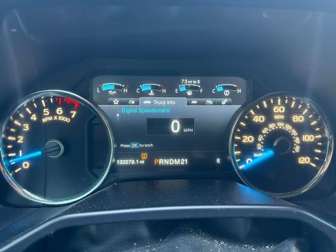 Used 2015 Ford F150 Lariat AWD/4WD image 14