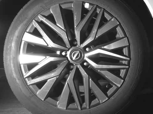 Used 2025 Nissan Altima 2.5 SV FWD image 15