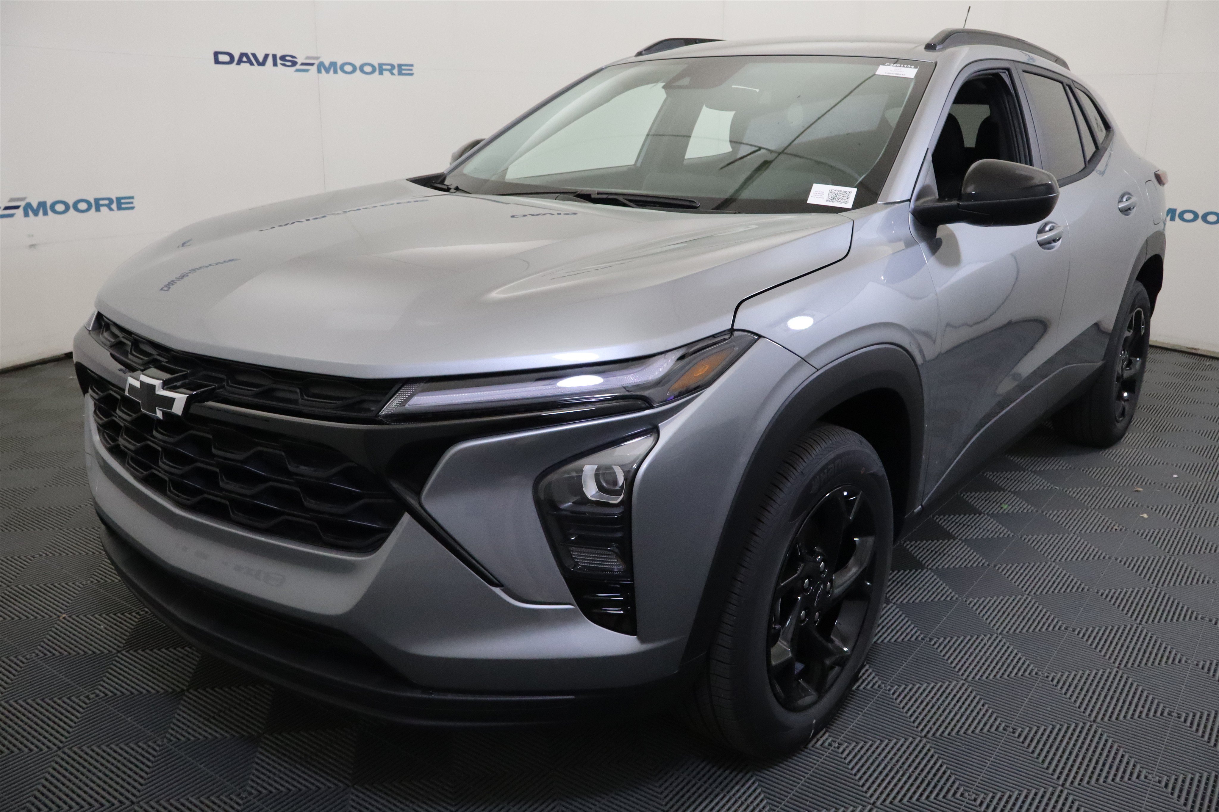 New 2026 Chevrolet Trax LT w/ Midnight Edition FWD image 12