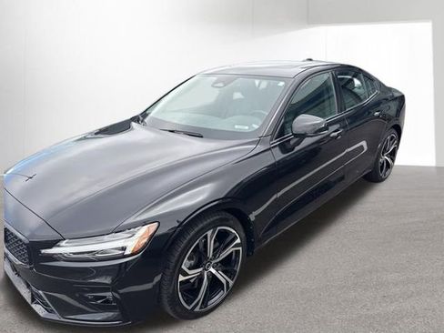 Used 2024 Volvo S60 B5 Plus AWD/4WD image 1