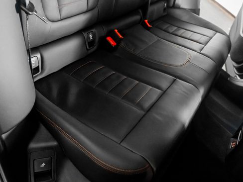 Used 2023 BMW X4 M40i image 33