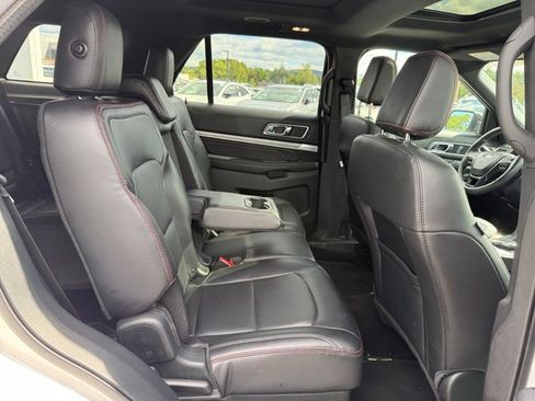 Used 2019 Ford Explorer Sport AWD/4WD image 26
