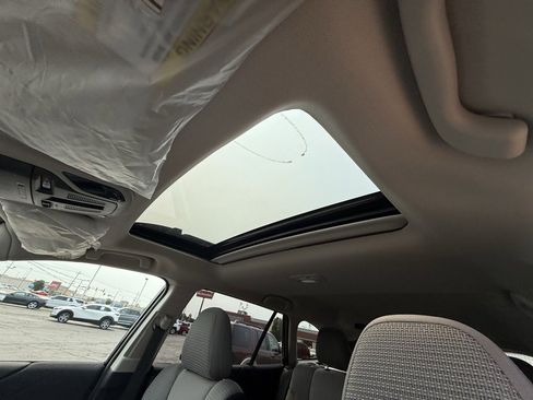 New 2025 Subaru Outback Premium image 19