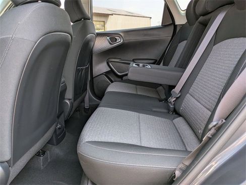Used 2021 Kia Soul EX image 18