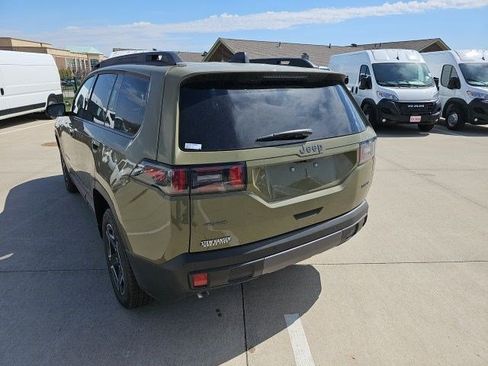 New 2026 Jeep Cherokee Laredo AWD/4WD image 3