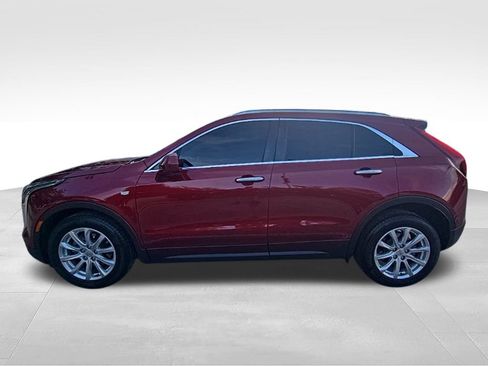 Used 2020 Cadillac XT4 Luxury FWD image 2