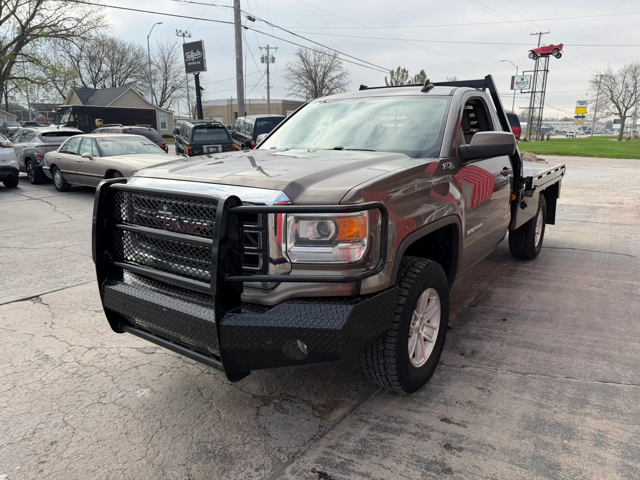 Used 2015 GMC Sierra 1500 SLE w/ SLE Preferred Package AWD/4WD image 4