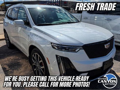 Used 2025 Cadillac XT6 Sport w/ Platinum Package image 5
