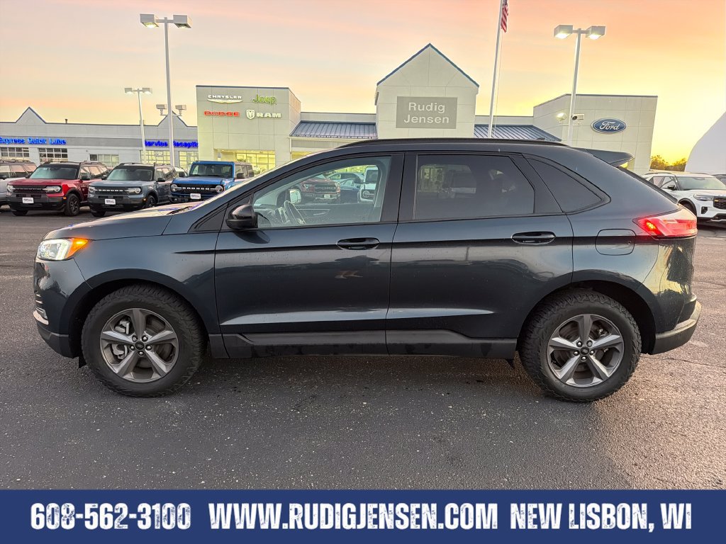 Used 2024 Ford Edge SEL w/ Sport Appearance Package AWD/4WD image 2