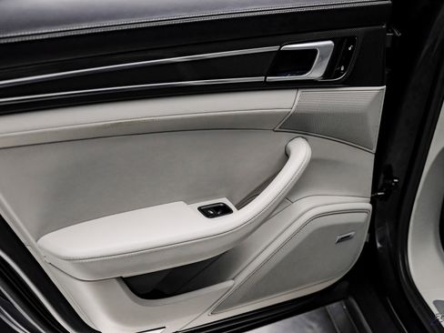 Used 2018 Porsche Panamera Turbo Sport Turismo image 83