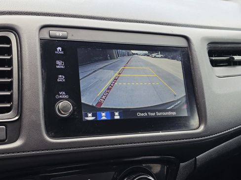 Used 2021 Honda HR-V Sport image 22