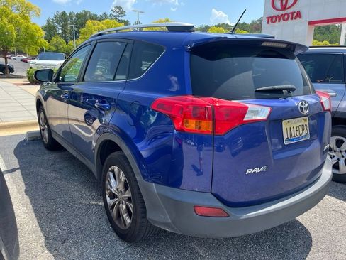 Used 2015 Toyota RAV4 Limited FWD image 2
