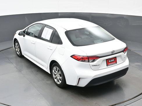 Used 2024 Toyota Corolla LE FWD image 36