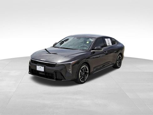 Used 2026 Kia K4 GT-Line w/ GT-Line Sunroof Package FWD image 2