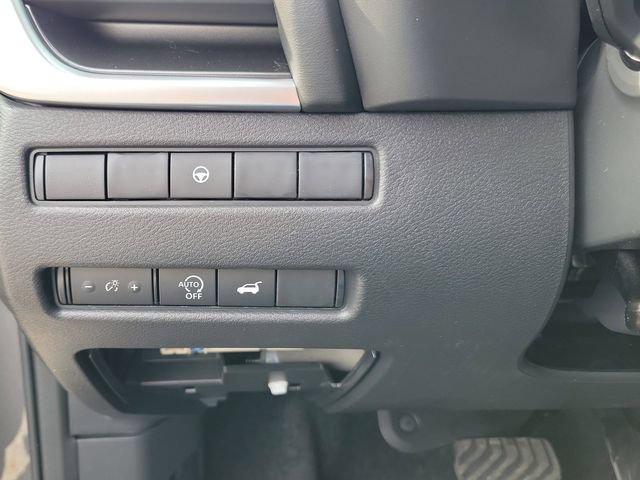 New 2026 Nissan Rogue Dark Armor FWD image 10