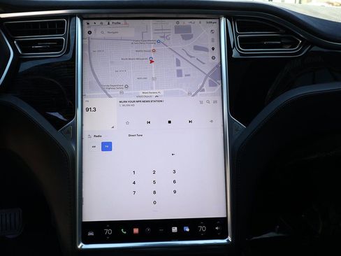 Used 2017 Tesla Model S AWD image 44
