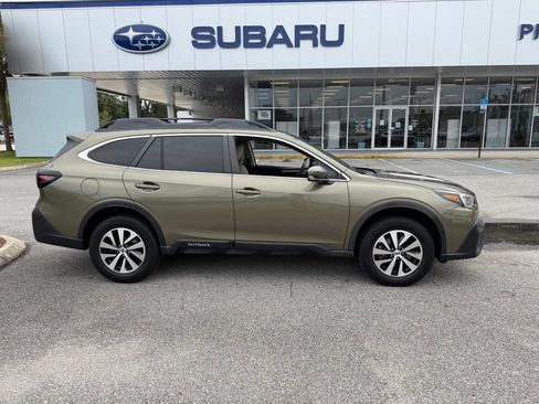 Used 2020 Subaru Outback Premium w/ Popular Package #1 AWD/4WD image 2